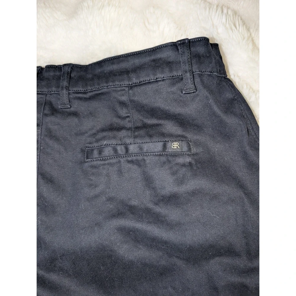 Banana Republic Ladies Everyday Trendy Zip Fly Shorts with Pockets Size 12 Black